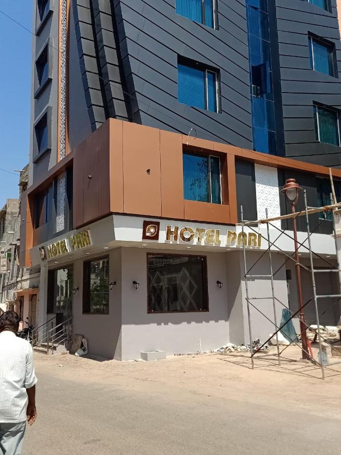 Hotel Pari Dwārka Exterior foto